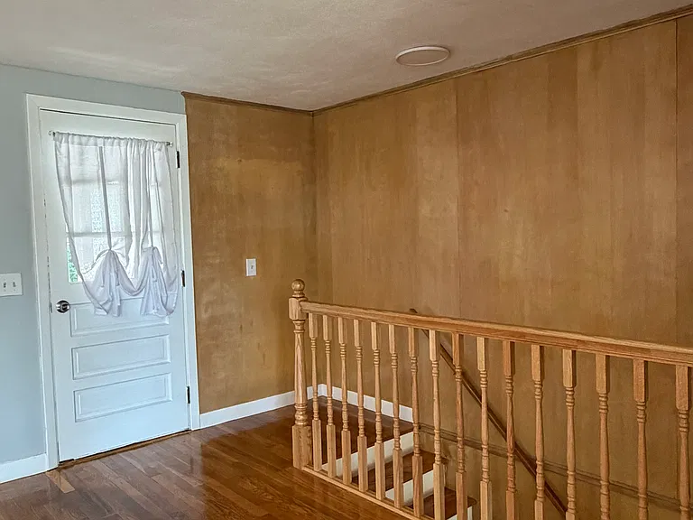 51 Winthrop Rd — Photo 11