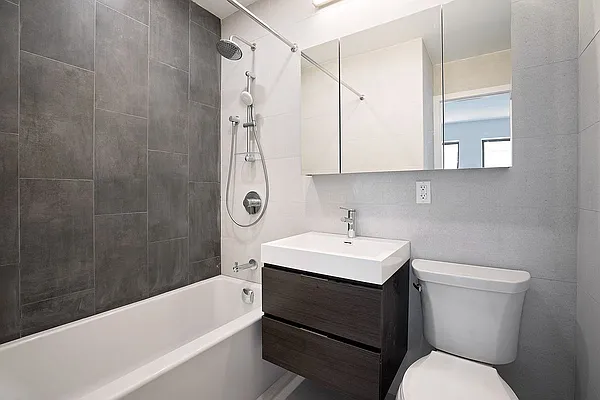 Rented by Bohemia Realty Group | media 16