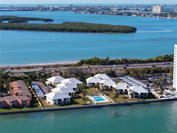 7310 Sunshine Skyway Ln S APT 112, Saint Petersburg, FL 33711