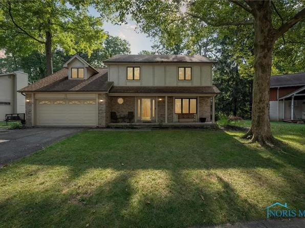 1231 Hiddenwood Ct, Toledo, OH 43615