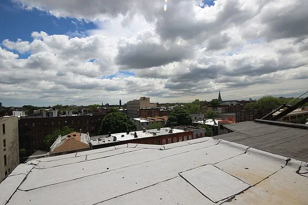 Rented by Emes Homes Realty LLC | media 17