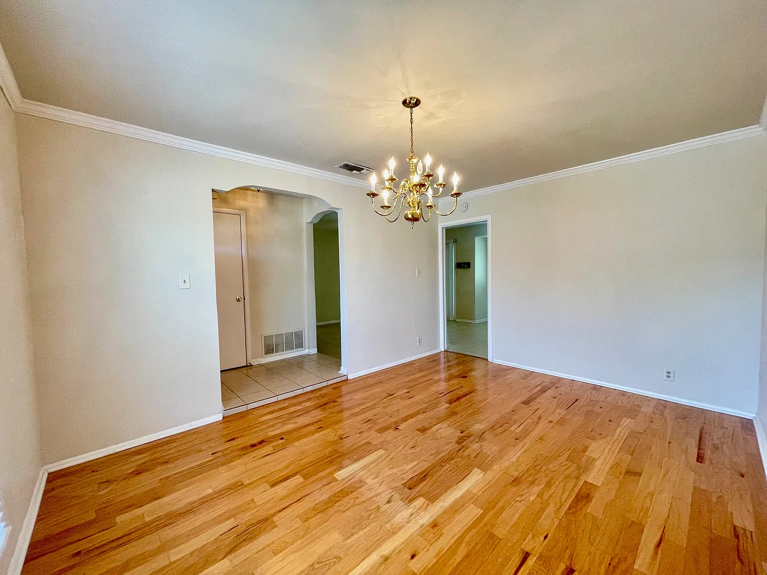 3 bed, 1148 sqft, $1,700 — Photo 4