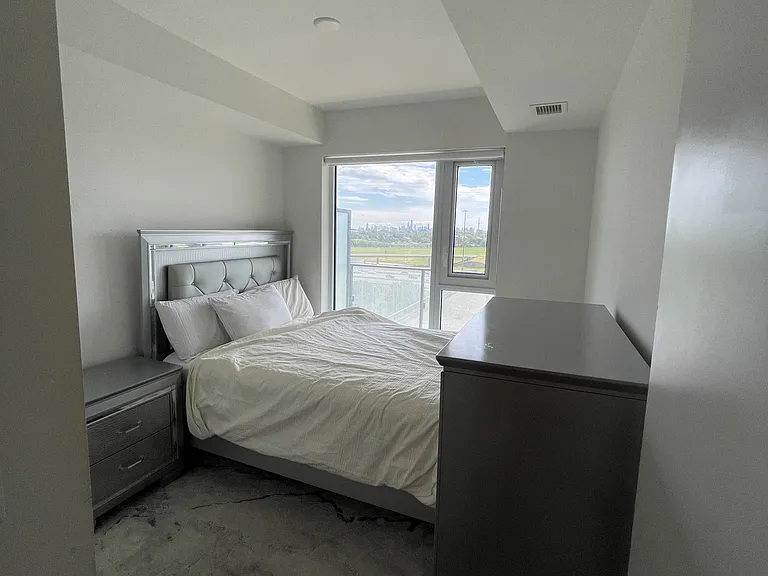 8 Tippett Rd #808 — Photo 5