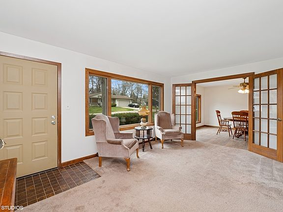 5th image of 7 Lakewood Dr