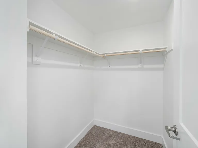 Artisan Apartments — Photo 12
