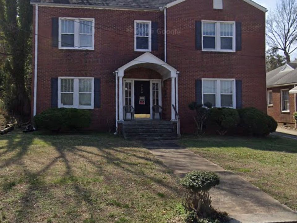 1st image of 717 Lincolnton Rd APT B
