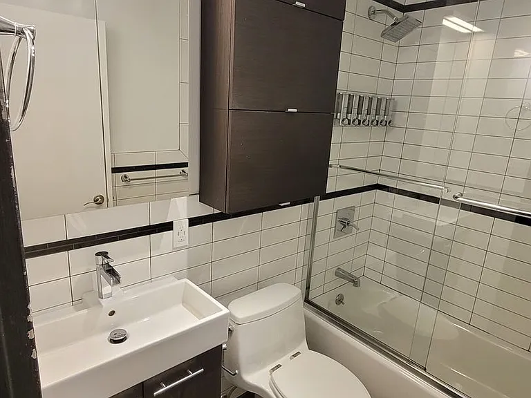 33 Pond Ave #926 — Photo 7