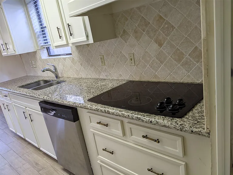 2519 Buffalo Trl — Photo 30