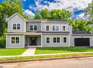 49 Sherold Rd, Clark, NJ 07066