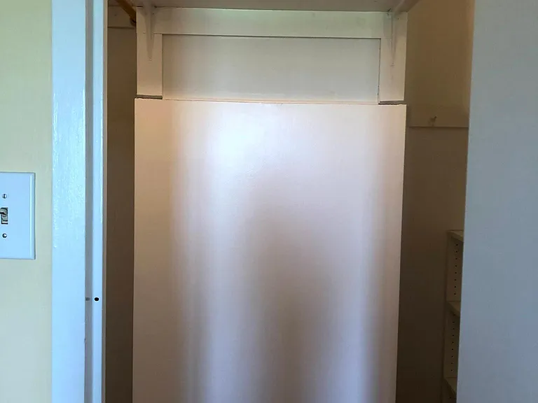 Master bedroom walk-in closet (1/3)