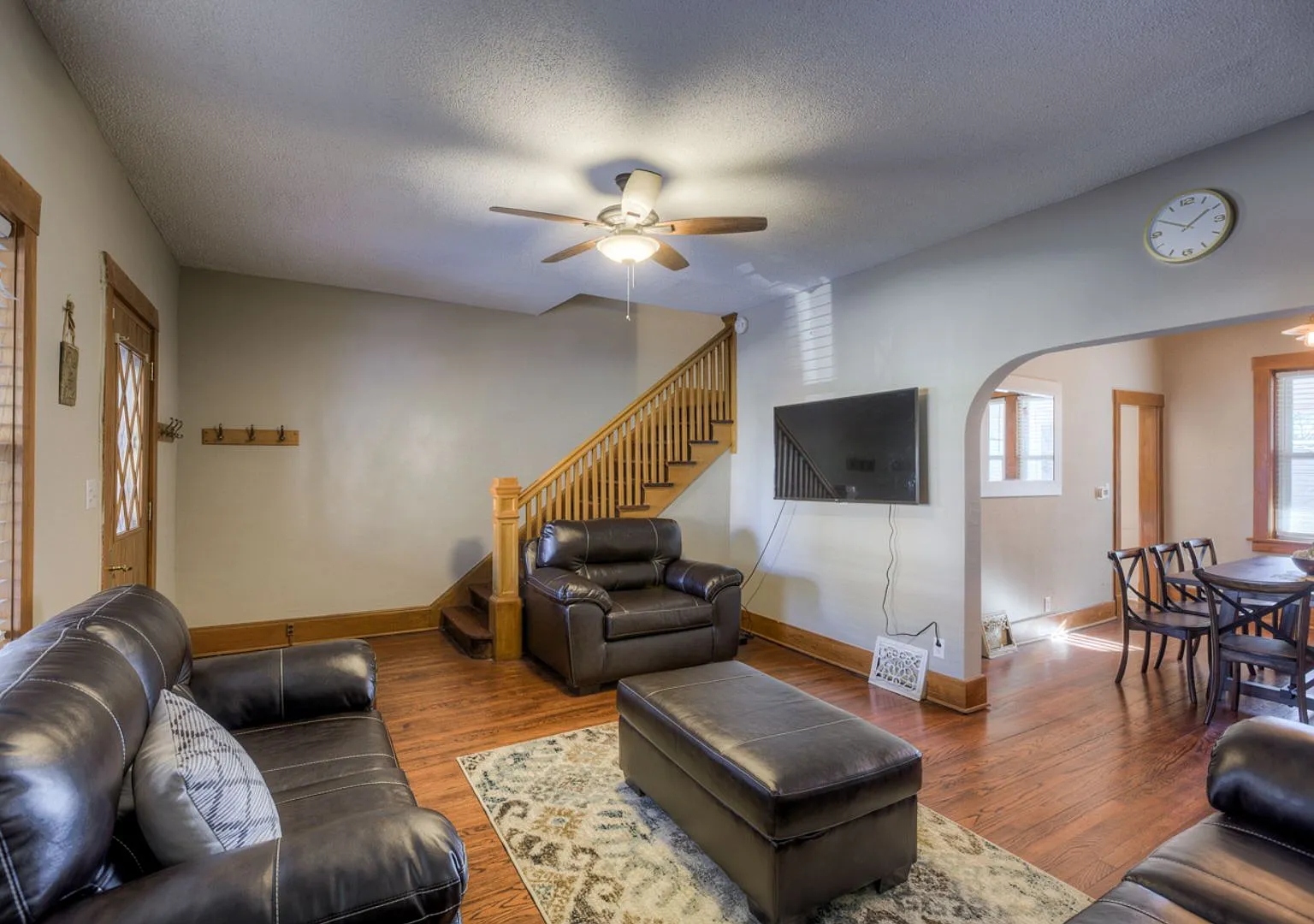 3507 / 3509 / 3511 Dewey Ave Townhomes — Photo 1