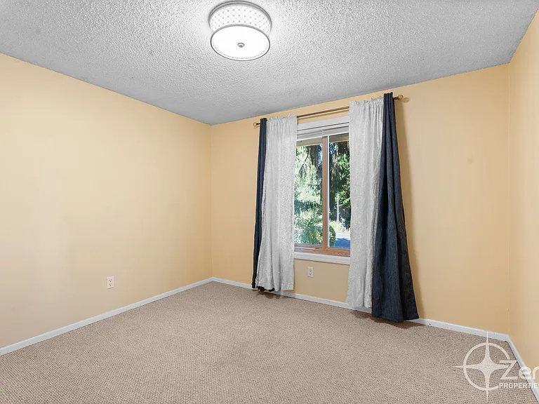 4213 NE 139th Ave — Photo 18
