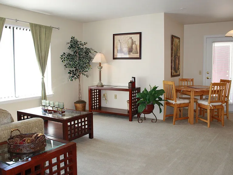 Constitution Square Apartments — Photo 11