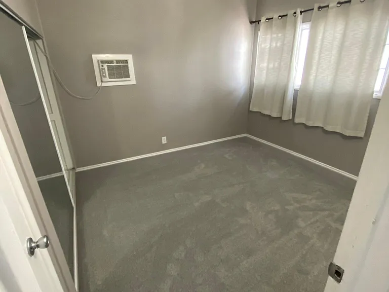 1732 State St #7 — Photo 6