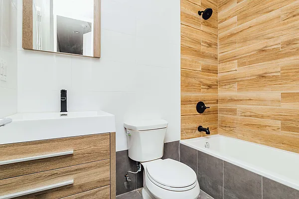 Rented by Nooklyn NYC LLC | media 36