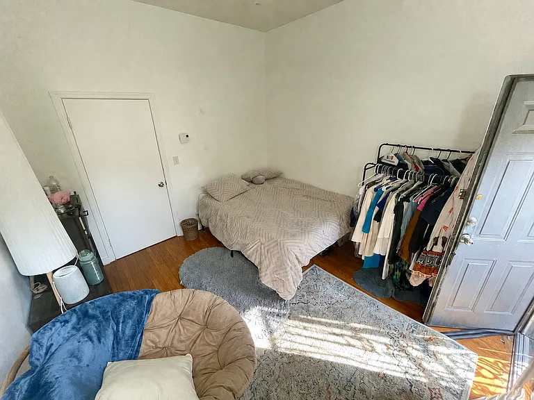 1399 Greene Ave #1A — Photo 3