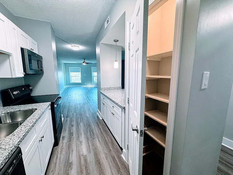 Clear Lake Place — Photo 95