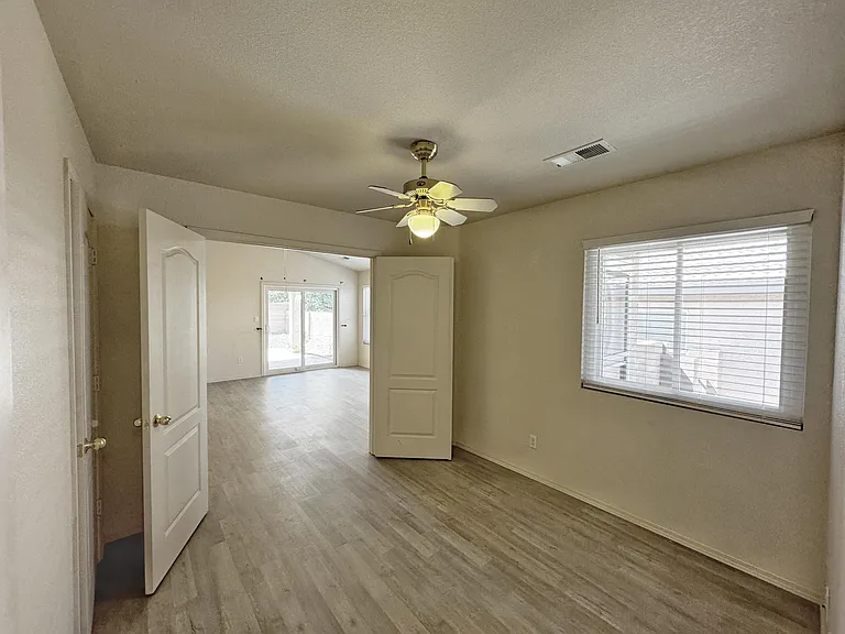 7152 Elk Creek Rd NE — Photo 24