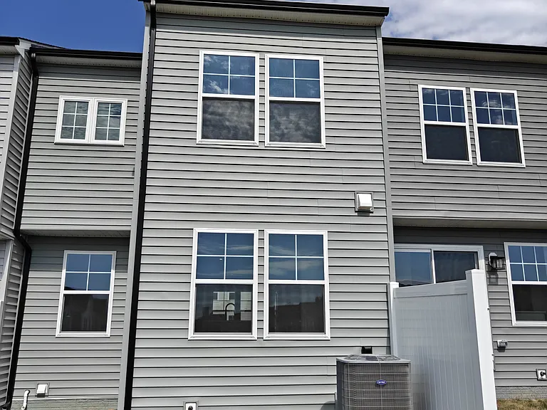 503 Fontana Cir — Photo 23