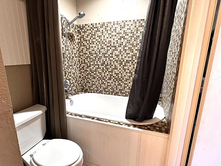 103 Yucca Dr #3 — Photo 11
