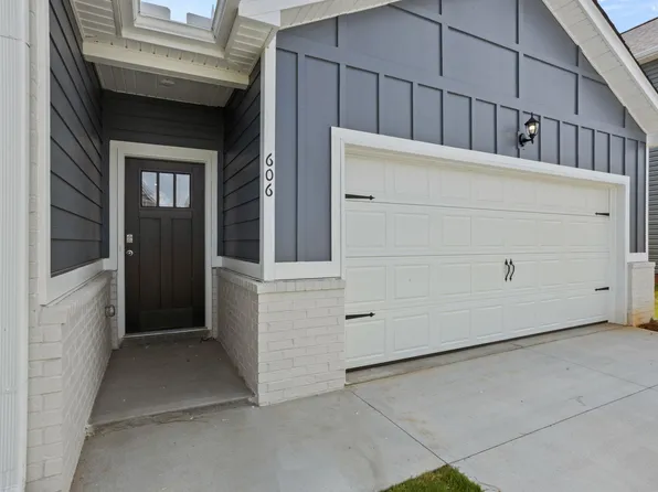606 Silver Fir St, Piedmont, SC 29673