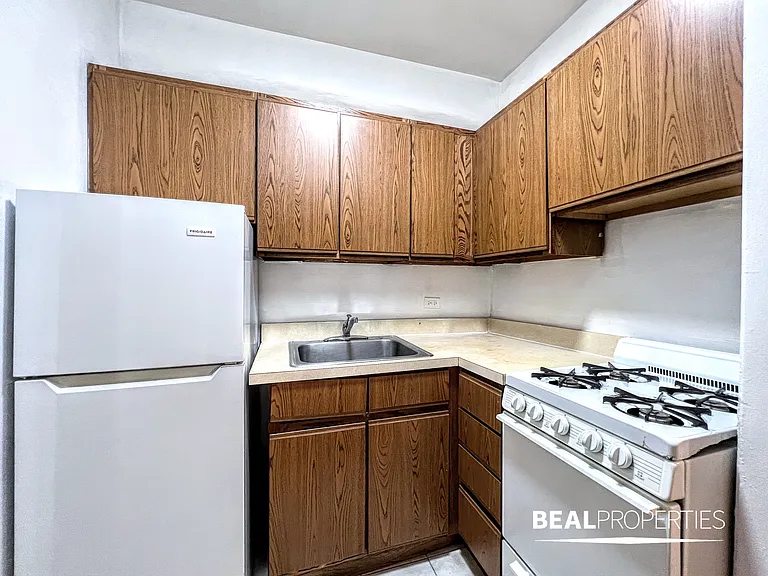 1164 North Dearborn Street — Photo 60