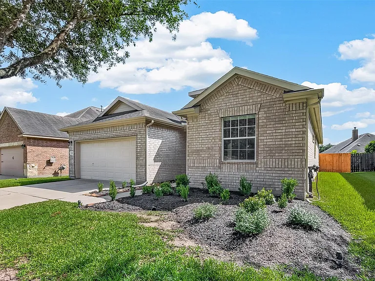 9118 Cavalier Ln — Photo 4