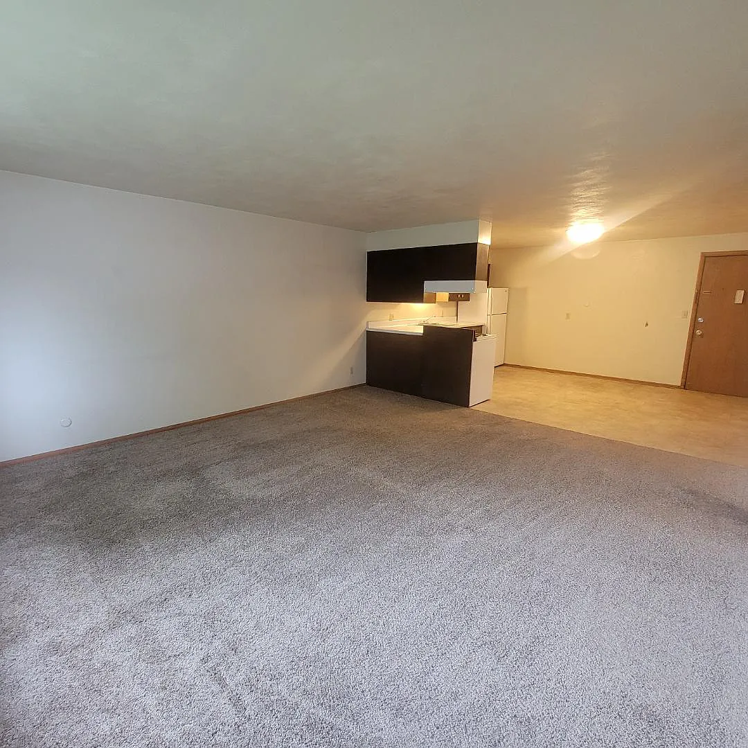 530 Elm Street - 1 — Photo 4