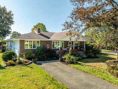 8 Daisy Lane, Albany, NY, 12211