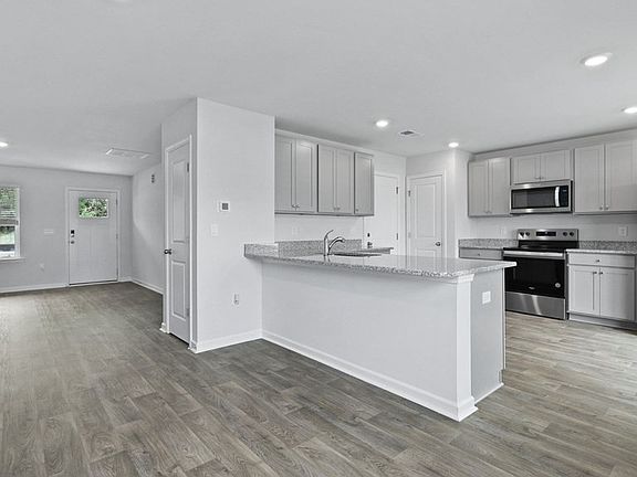 3rd image of 1162 Mulligan Dr