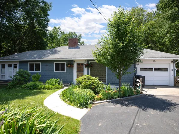 86 Fletcher Street, Kennebunk, ME 04043