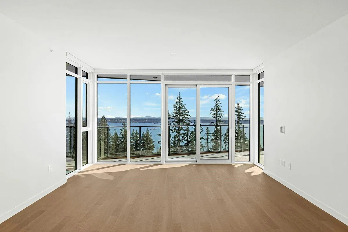 Building Photo - 3963 Uplands Way #702