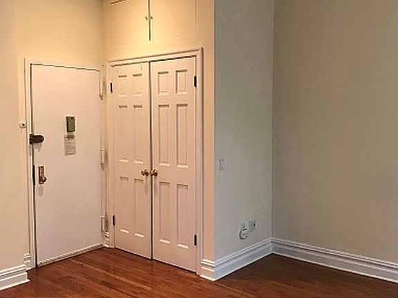 3rd image of 845 Lexington Ave APT 4F