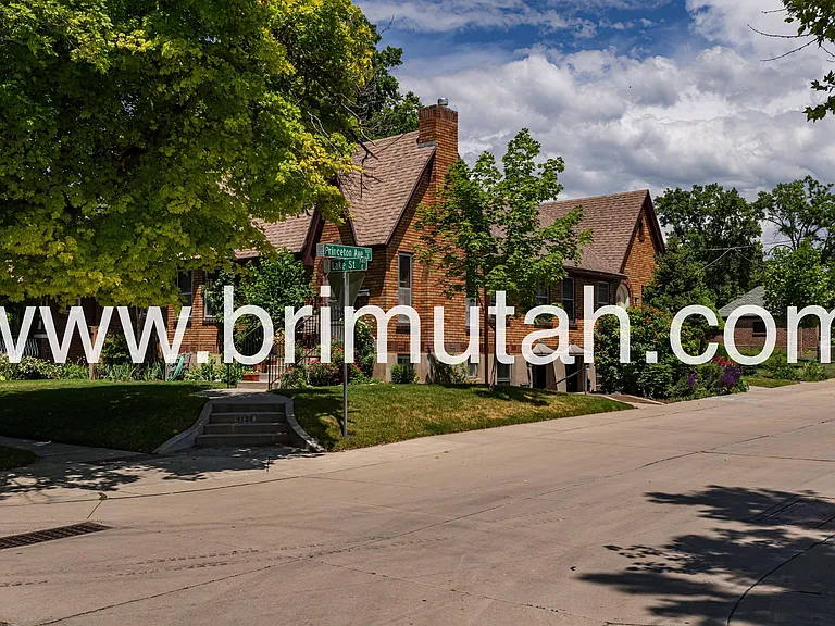 753 E Princeton Ave — Photo 16