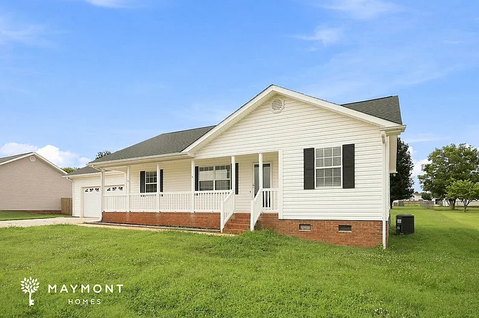 3 bed, 2.0 bath, 1287 sqft, $1,745 — Photo 2