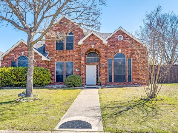 1502 Baker Dr, Cedar Hill, TX 75104