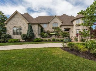 990 Fawn View Dr, Carmel, IN 46032