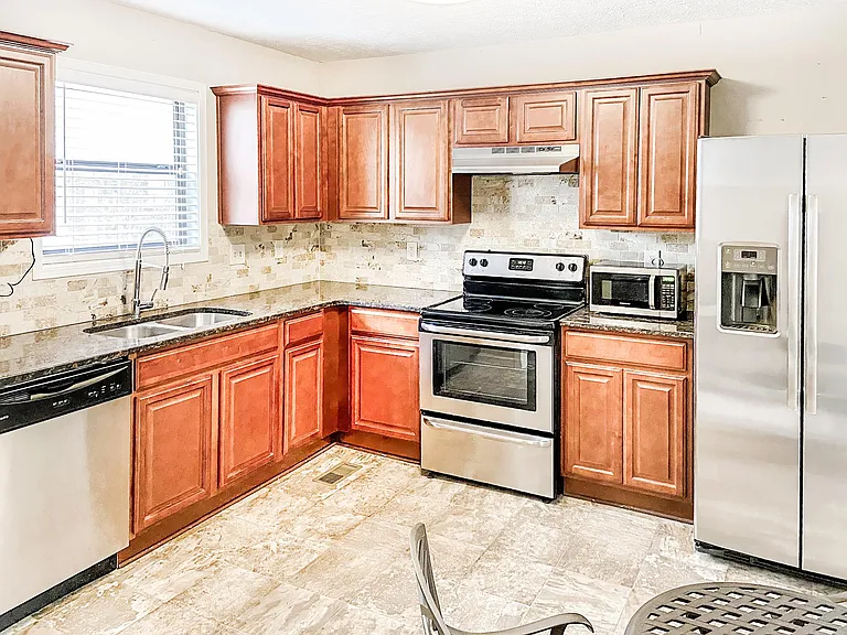 Deerfield Cir SW — Photo 4