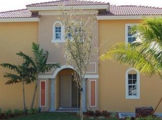 (Undisclosed Address), Hollywood, FL 33020