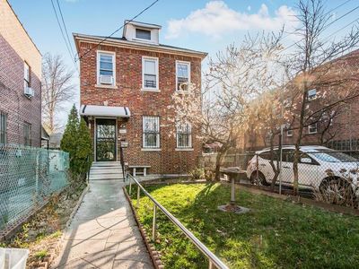 2912 Eastchester Road, Bronx, NY, 10469