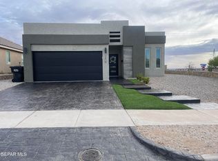 12470 Chamberlain Dr, El Paso, TX 79928