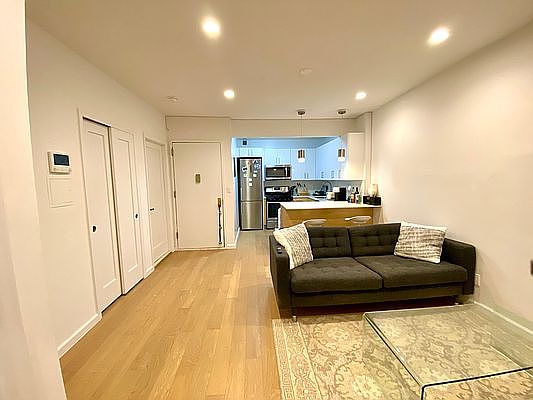 1st image of 214 E 9th St APT 3C