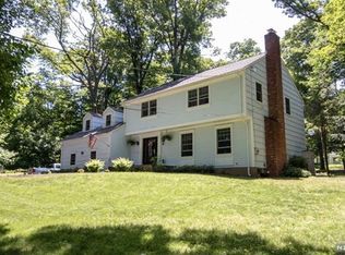 12 Redwood Rd, Martinsville, NJ 08836
