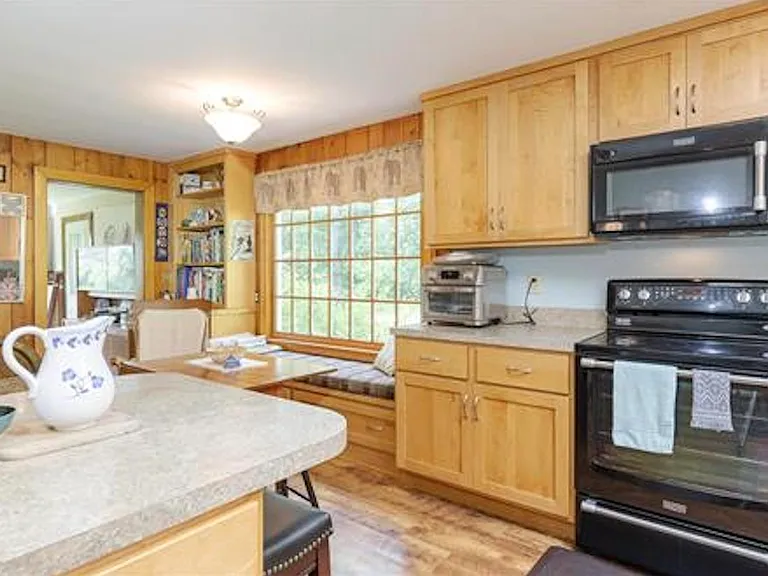 51 Prospect Hill Rd — Photo 11