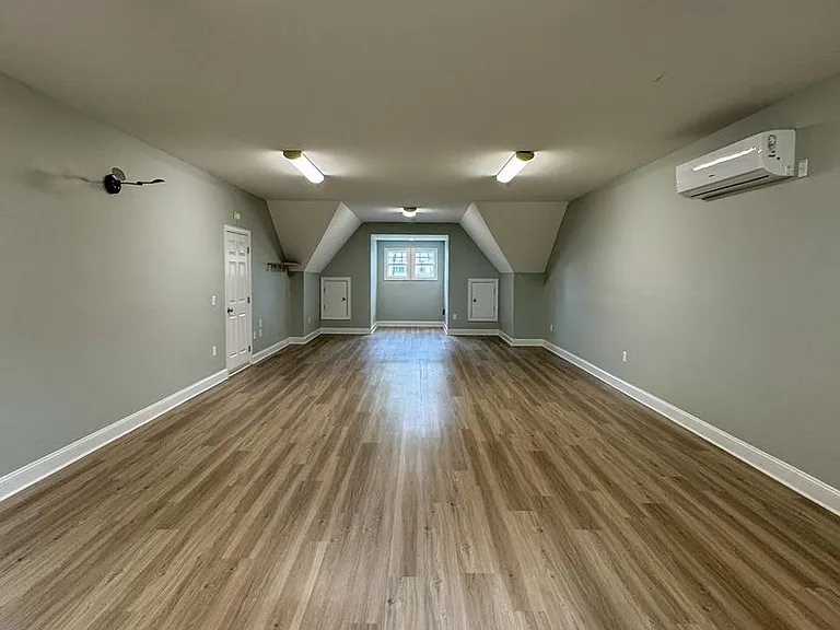 709 Kensington Park Rd — Photo 44
