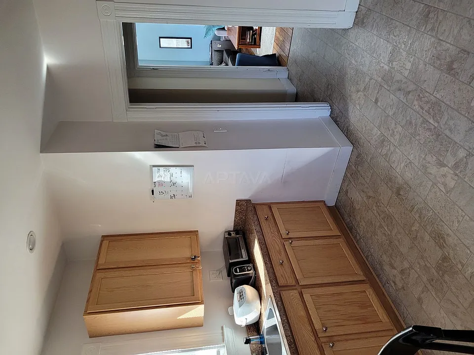 5 Irving St #1