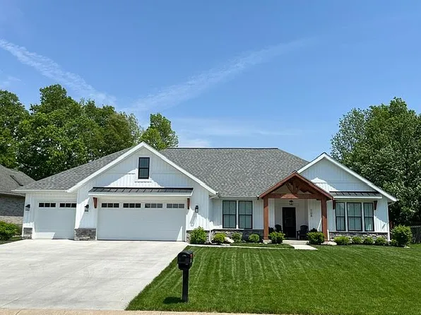 108 S Jade Dr, Yorktown, IN 47396