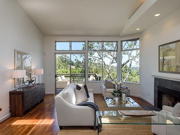 2nd image of 2427 Coronet Blvd #B