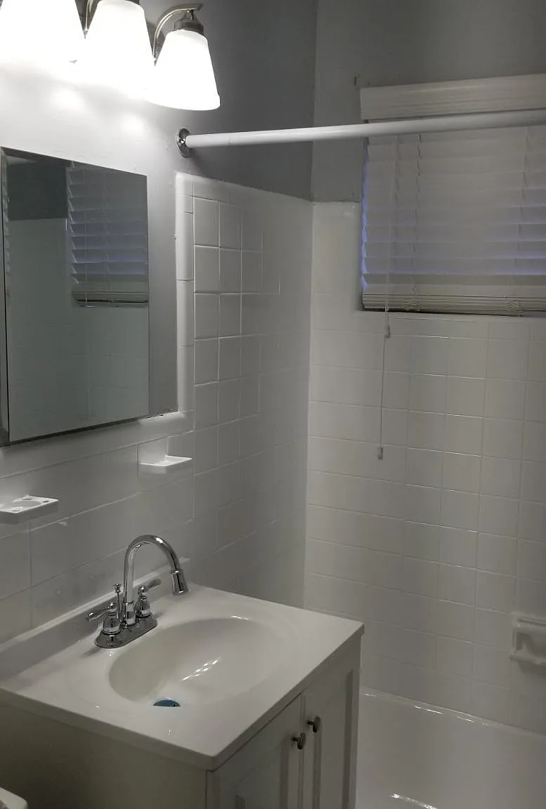 2 bed, 1.0 bath, $1,250 — Photo 4