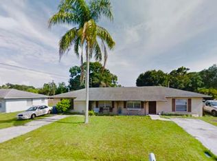 1910 49th Avenue Dr E, Bradenton, FL 34203